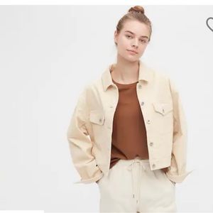 boxy Uniqlo jacket in brown corduroy